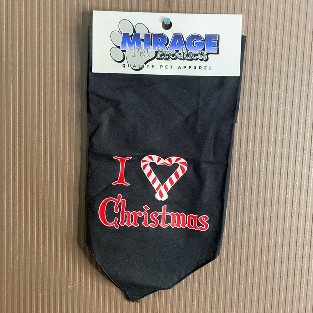 Mirage pet black bandanna Christmas design‎